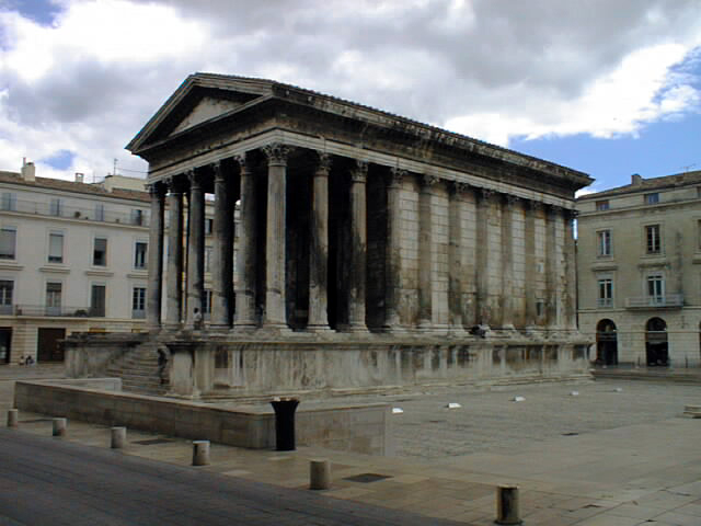 f13_Nimes.jpg 146.8K