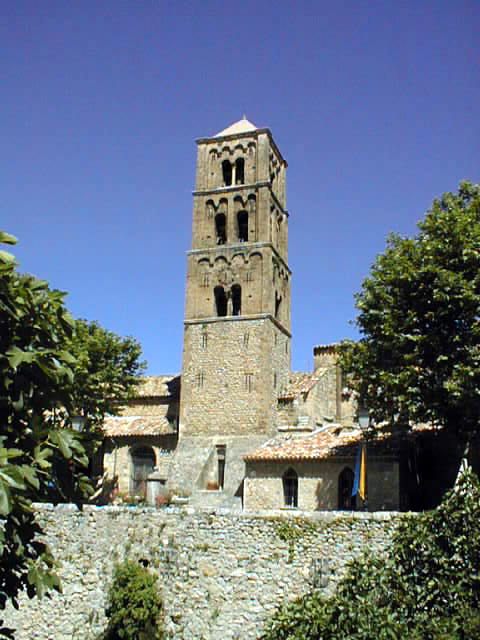f50_Moustiers_Sainte_Marie.jpg 191.1K