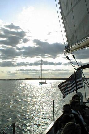 onboat06.jpg (51520 bytes)