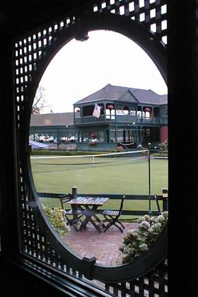 tennis.jpg (47464 bytes)